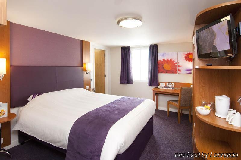Premier Inn Nuneaton/Coventry Exterior photo